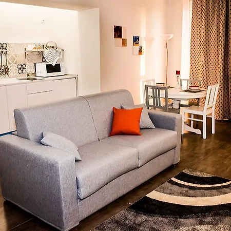 Archinue Apartment