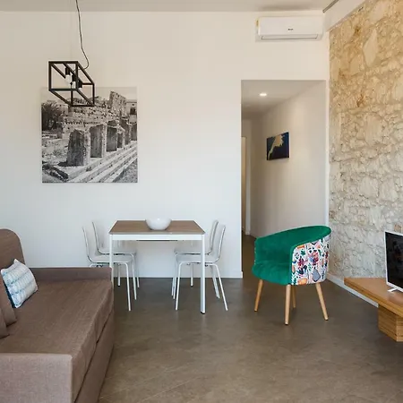 Archinue Apartment